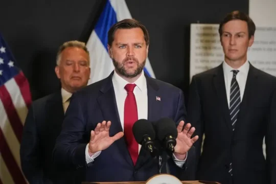 قناة كان: القيادة الأميركية في "كريات غات" تراقب وتوجّه تحركات إسرائيل في غزة