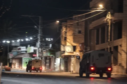 اقتحامات للاحتلال في نابلس وطوباس