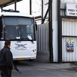 إعلام الأسرى: قوائم صفقة التبادل المتداولة غير دقيقة يروج لها الاحتلال