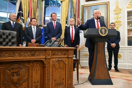 ترامب: اتفاق غزة سيصمد وحماس وإسرائيل تعبتا من القتال