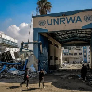 مسؤول إسرائيلي: لن ننفذ قرار العدل الدولية بعودة الأونروا إلى غزة