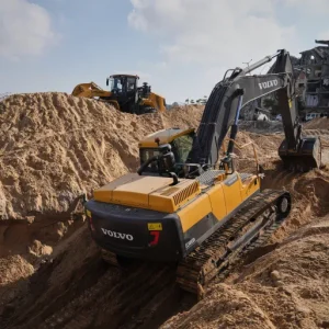 مشاورات أمنية إسرائيلية والمقاومة تعثر على جثة أسير جديد بخان يونس