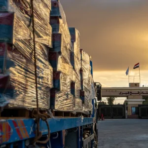 الاحتلال يمنع إمدادات حيوية لغزة والمعاناة مستمرة بالقطاع الصحي