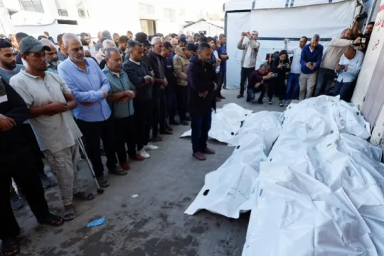 6 شهداء وإصابات في غزة والعثور على رفات أسير إسرائيلي