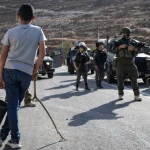 المستوطنون يصعّدون بالضفة والاحتلال يقر بخروج الهجمات عن السيطرة