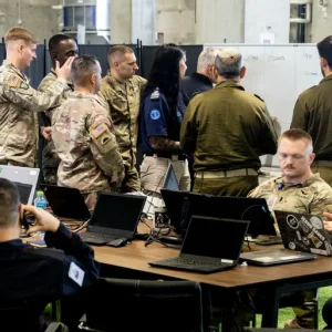 حماس تطالب بكشف هوية مسلح مزعوم بعد خروقات إسرائيل في غزة