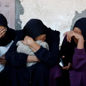 شهداء بغزة والاحتلال ينفذ عملية نسف داخل الخط الأصفر