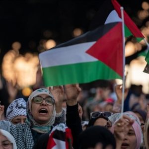 مغاربة ينددون باستمرار انتهاك "إسرائيل" لوقف النار بغزة