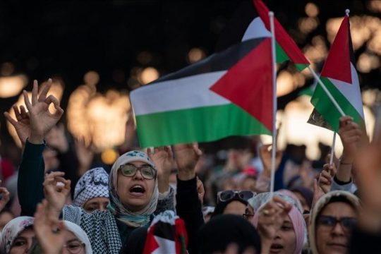 مغاربة ينددون باستمرار انتهاك "إسرائيل" لوقف النار بغزة