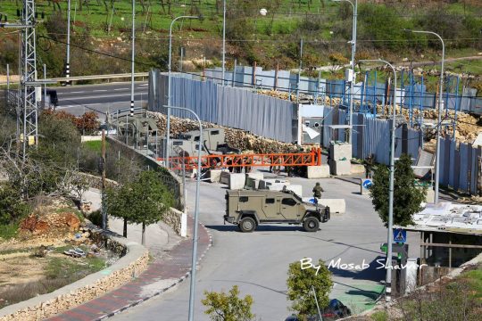 استشهاد الشاب محمد الشروف شمال الخليل واحتجاز جثمانه