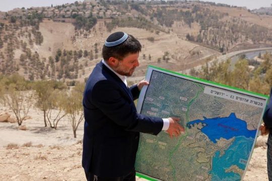 الاحتلال يسمح بإشعال شموع "عيد الأنوار" بمستوطنات مخلاة شمالي الضفة