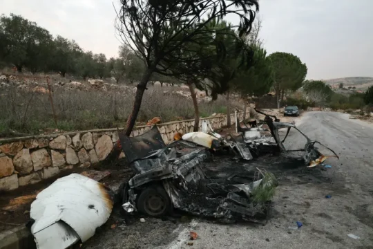 مقتل شخصين في غارتين إسرائيليتين على جنوب ووسط لبنان