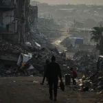 مصابون بخروقات إسرائيلية في غزة وغارات متواصلة جنوبي القطاع