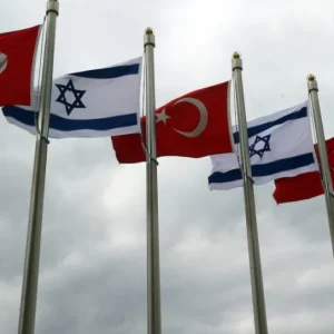 هيئة البث: "إسرائيل" تواجه معضلة في مشاركة تركيا بقوة الاستقرار الدولية لغزة