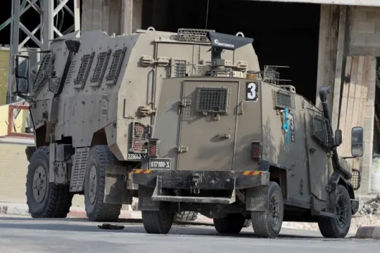 مواجهات في جنين وجيش الاحتلال يقتحم مناطق بالضفة والقدس