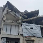 انهيار 3 مبان في غزة بسبب المنخفض الجوي والفيضانات تغمر القطاع