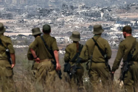 جيش الاحتلال يلوّح بالتصعيد مجددًا: سيناريوهات مفتوحة ضد غزة