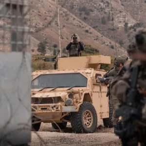 12 آلية عسكرية إسرائيلية تتوغل في قرية جنوبي سوريا