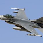 أكسيوس: 50 طائرة أميركية مقاتلة نُقلت إلى المنطقة خلال الساعات الـ24 الماضية